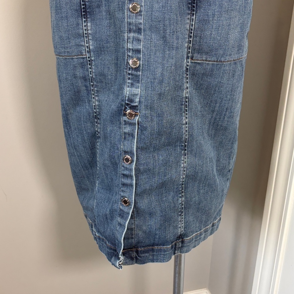 White House Black Market Sleeveless Denim Sheath Dress Scoop Neck Back Zip Sz 14 - Picture 8 of 16